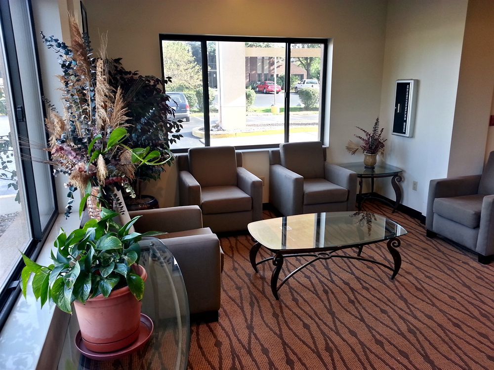 Econo Lodge Inn & Suites Peoria Illinois ภายนอก รูปภาพ
