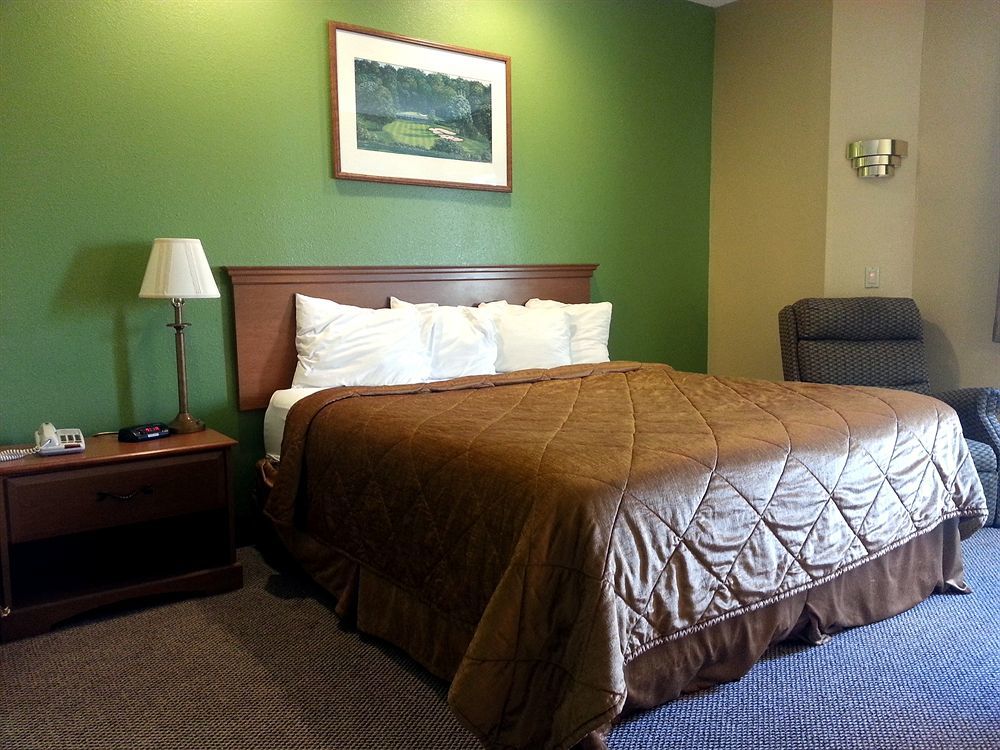 Econo Lodge Inn & Suites Peoria Illinois ภายนอก รูปภาพ